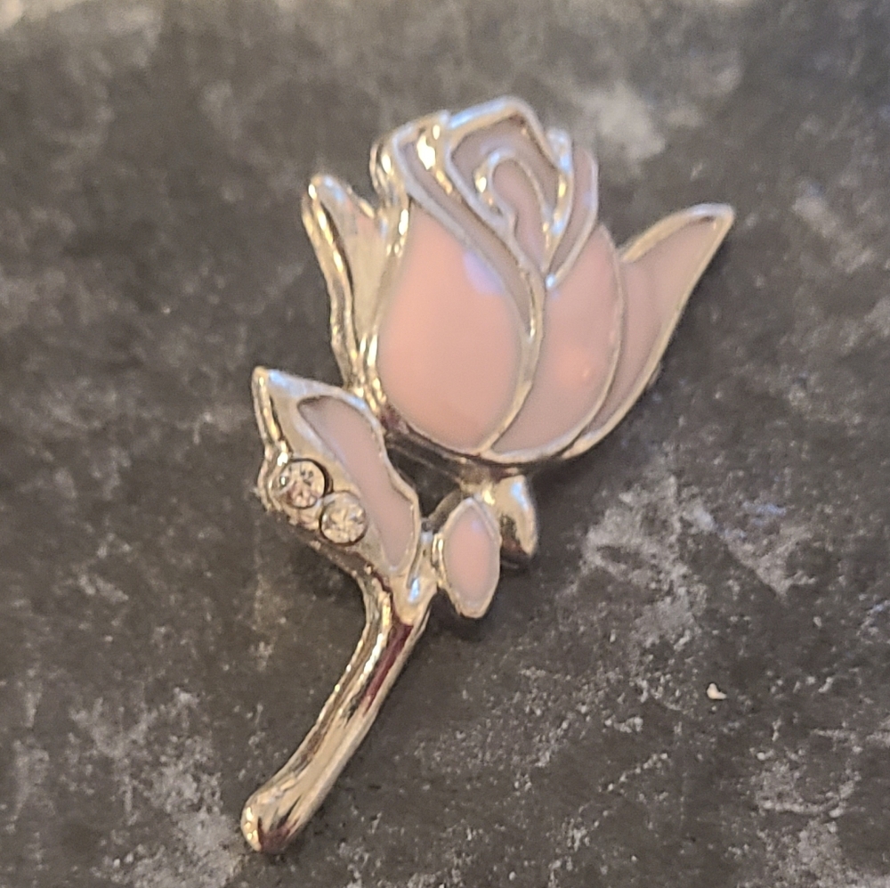 Rose vintage brooch